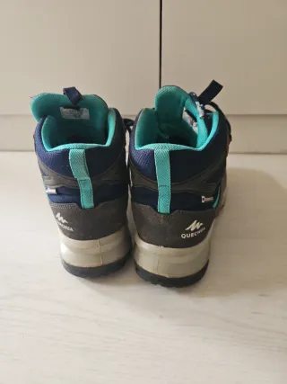 Botas montaña Decathlon Talla 37