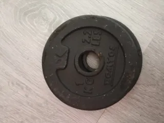 Disco de pesa 2 kg / 4.4 lbs y 1 kg Domyos