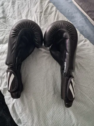 Guantes de Boxeo Adidas Speed 50 Negros 12Oz