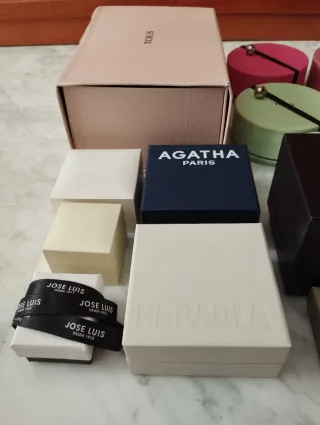 Cajas y bolsas VACÍAS joyería
