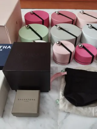 Cajas y bolsas VACÍAS joyería