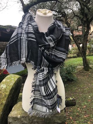 Sciarpa Rossella Carrara tartan nero/bianco
