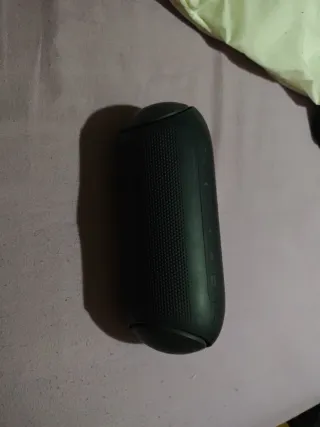 Altavoz LG PL7 Negro (Nuevo cuesta 100€ o más)