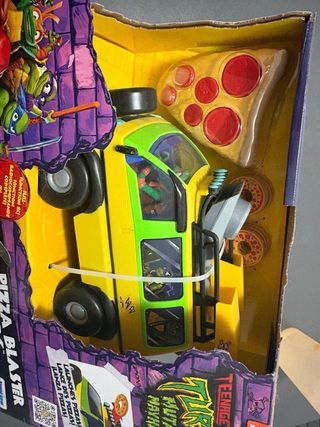 Camión RC Tortugas Ninja Pizza Blaster