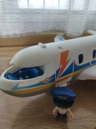 Avión Pinipon Action