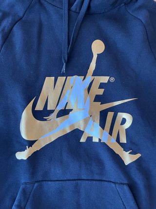 Sudadera Nike Jordan Air Negra y Dorada