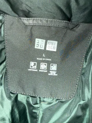 Parka Uniqlo Seamless Down Unisex Verde oscuro