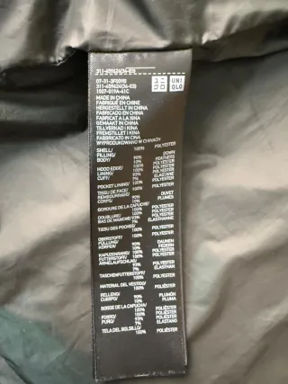 Parka Uniqlo Seamless Down Unisex Verde oscuro