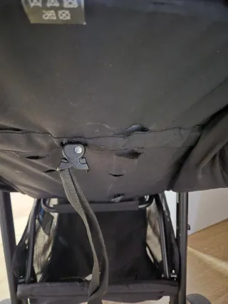 Silla de paseo Kinderkraft rosa con accesorios