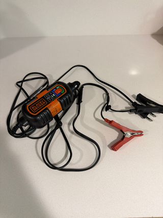 Cargador Batería Moto Black+Decker