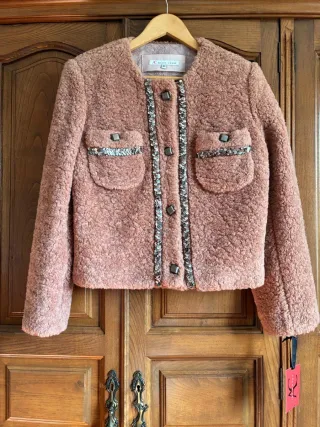 Chaqueta pelo rosa Alba Conde