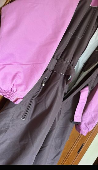 Mono de nieve Web'ze morado y marrón