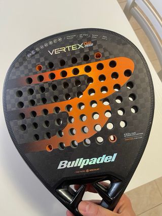 Bullpadel Vertex 04 Padel Racket