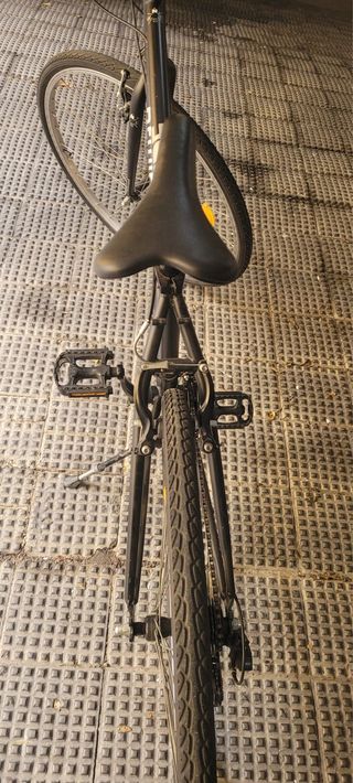 Bicicleta Decathlon Negra