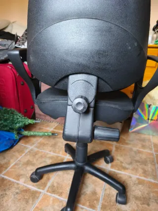 Silla de escritorio negra