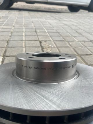 DISCOS Y PASTILLAS EJE DELANTERO