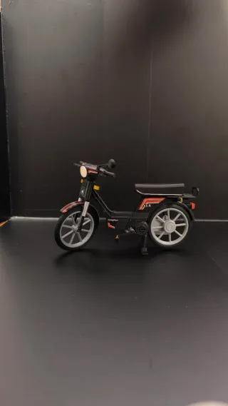 Maqueta Vespino ALX escala 1/10 Negro -cromado