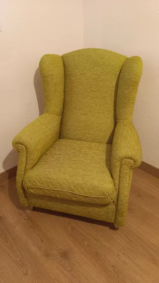 Sillón orejero como nuevo