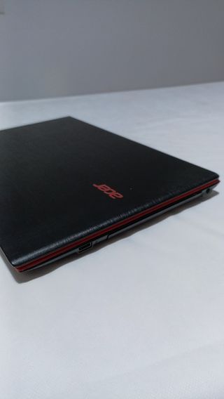 Acer Aspire E5-573 8GB RAM SSD batería nueva