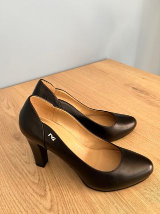 Zapatos de piel Nero Giardini negros mujer