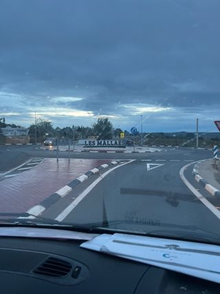 Peón / ayudante disponible