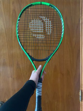 Raqueta de tenis verde