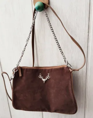 Bolso marrón con detalle de ciervo