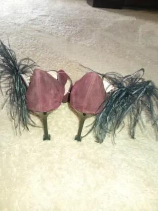 Zapatos Lodi mujer tacón plumas