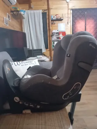 Silla Cybex bebé 0-4 años con soporte