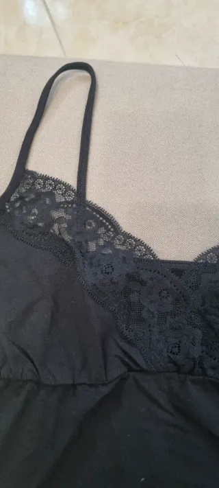 Canotta Intimissimi nera con pizzo