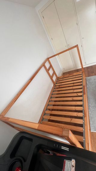 Cama Ikea 2mt Madeira