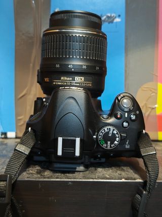 Cámara Nikon D5100 + Objetivo 18-55mm VR