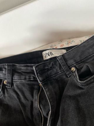 Pantalón campana negro