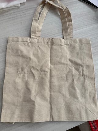 Tote bag