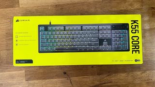 Teclado Gaming Corsair K55 Core