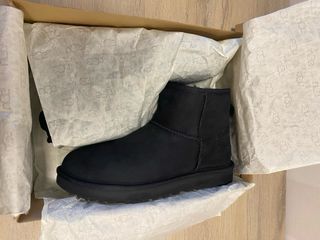 Stivali UGG Classic Mini II Neri