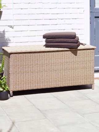 Caja de almacenaje exterior mimbre beige IDERUP