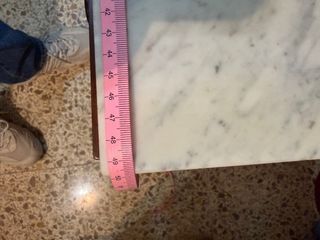 Comodino e due comodini con marmo