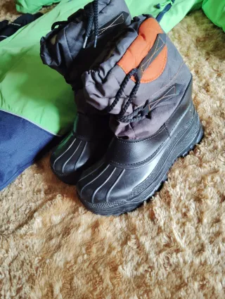 Traje de nieve niño + botas y guantes