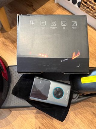 Patinete eléctrico + casco smart e inflador eléctr