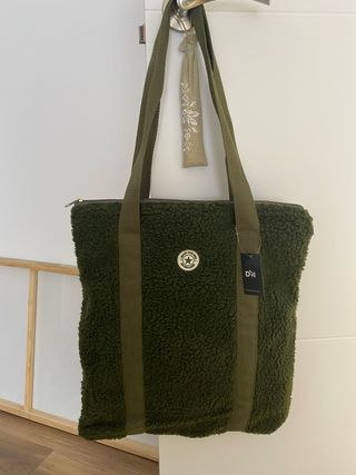 Bolso D°° verde militar peluche