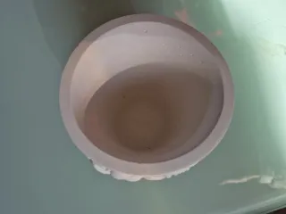 Maceta artesanal flores piedra blanca