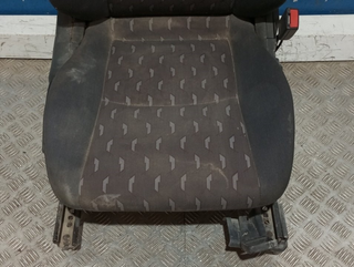 ASIENTO DELANTERO DERECHO MERCEDES-BENZ CLASE C (