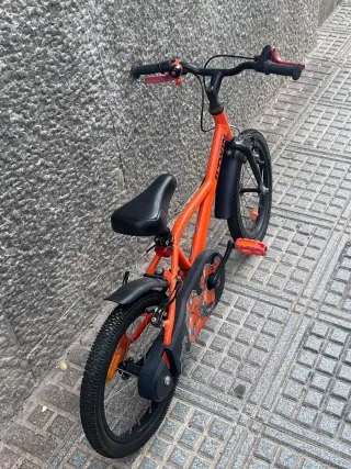 Bicicleta infantil Btwin naranja