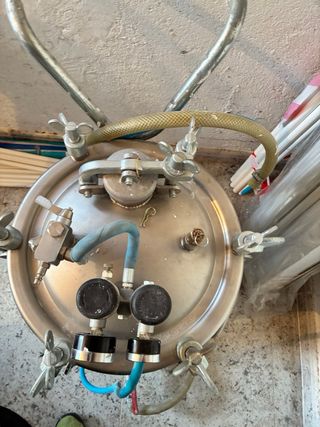 Maquina gota con pistola sin estrenar entra 3 bols