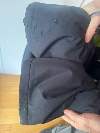 Tuta sci Diesel nera e gialla  8 anni