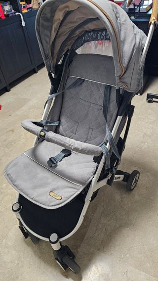 Carrito de bebé plegable gris