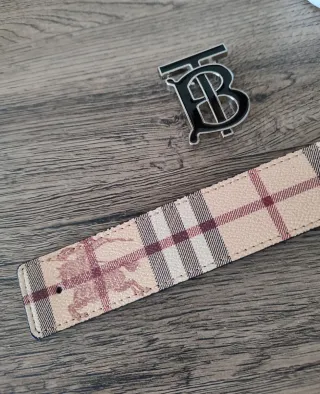 Cintura Burberry Logo B Nera