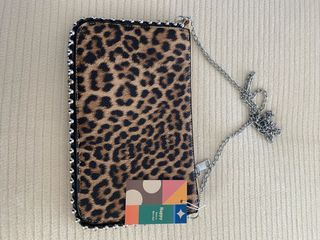 Bolso Leopardo con Cadena