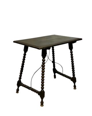 Mesa auxiliar española Circa 1.880.